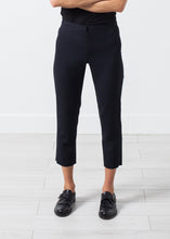 Carica l&#39;immagine nel visualizzatore di Gallery, Wool Cropped Pant in Navy