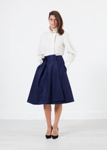 Carica l&#39;immagine nel visualizzatore di Gallery, Full Collar Poplin Blouse in Off White