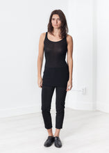 Carica l&#39;immagine nel visualizzatore di Gallery, Easy Ribbed Tank in Black