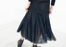 Carica l&#39;immagine nel visualizzatore di Gallery, Net Panel Skirt