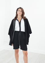 Carica l&#39;immagine nel visualizzatore di Gallery, Nuit Shorts in Black