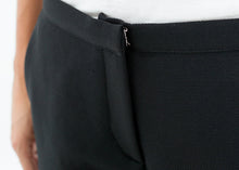Carica l&#39;immagine nel visualizzatore di Gallery, Side Zip Slim Pant in Black