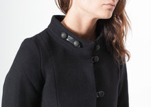 Carica l&#39;immagine nel visualizzatore di Gallery, Zoulou Coat in Black
