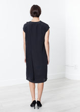 Carica l&#39;immagine nel visualizzatore di Gallery, Elvira Dress in Black