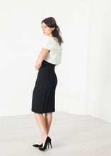 Carica l&#39;immagine nel visualizzatore di Gallery, Layered Contrast Dress in Cream/Black