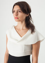 Carica l&#39;immagine nel visualizzatore di Gallery, Asymmetric Dress in Cream/Black