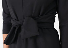 Carica l&#39;immagine nel visualizzatore di Gallery, Tie Waist Dress in Black