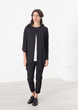 Carica l&#39;immagine nel visualizzatore di Gallery, Unbalanced Cardigan in Black