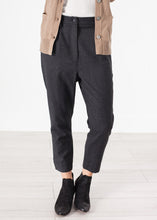 Carica l'immagine nel visualizzatore di Gallery, Winter Pants in Black