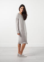 Carica l&#39;immagine nel visualizzatore di Gallery, Long Sleeve Silk Dress
