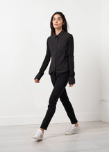Carica l&#39;immagine nel visualizzatore di Gallery, Soft Sleeve Button Up