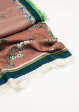Carica l&#39;immagine nel visualizzatore di Gallery, Floral Cashmere Scarf