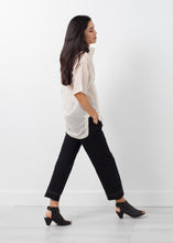Carica l&#39;immagine nel visualizzatore di Gallery, Polygon Tunic