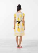 Carica l&#39;immagine nel visualizzatore di Gallery, Paper Dress